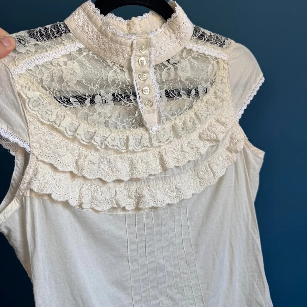 Y2K Lace Ruffle Blouse Women's Size 6 High Neck Seamed Boho Coquette Victorian